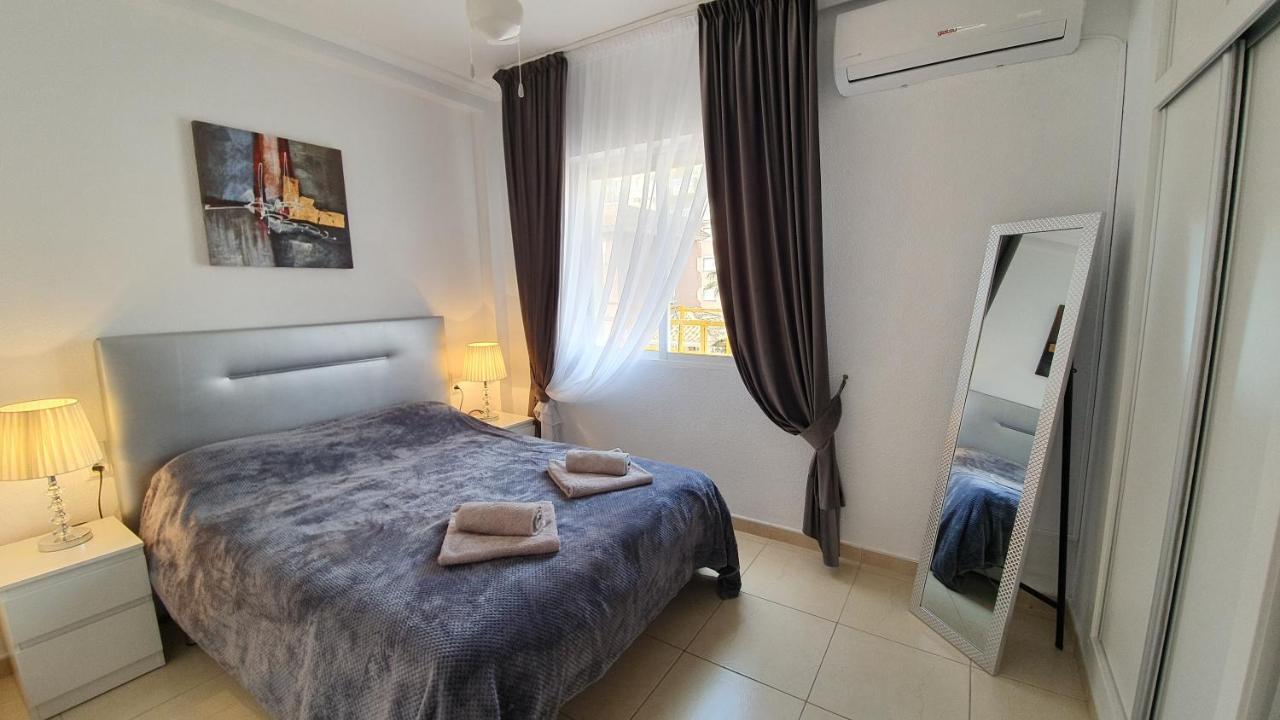 Sunny Apartament Near La Mata Beach Torrevieja Eksteriør bilde